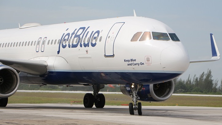 JetBlue ya vuela directo a Holguín