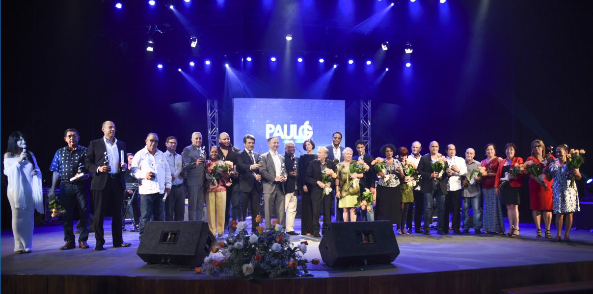 Entregan Premios Excelencias Cuba 2016