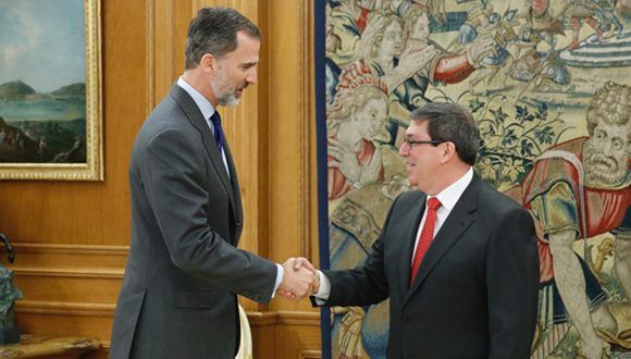 Rajoy y el rey Felipe visitarán lo antes posible a Cuba
