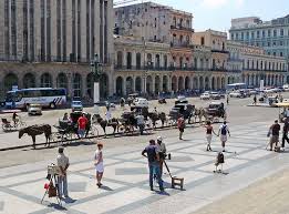 A simple vista crece el turismo en Cuba