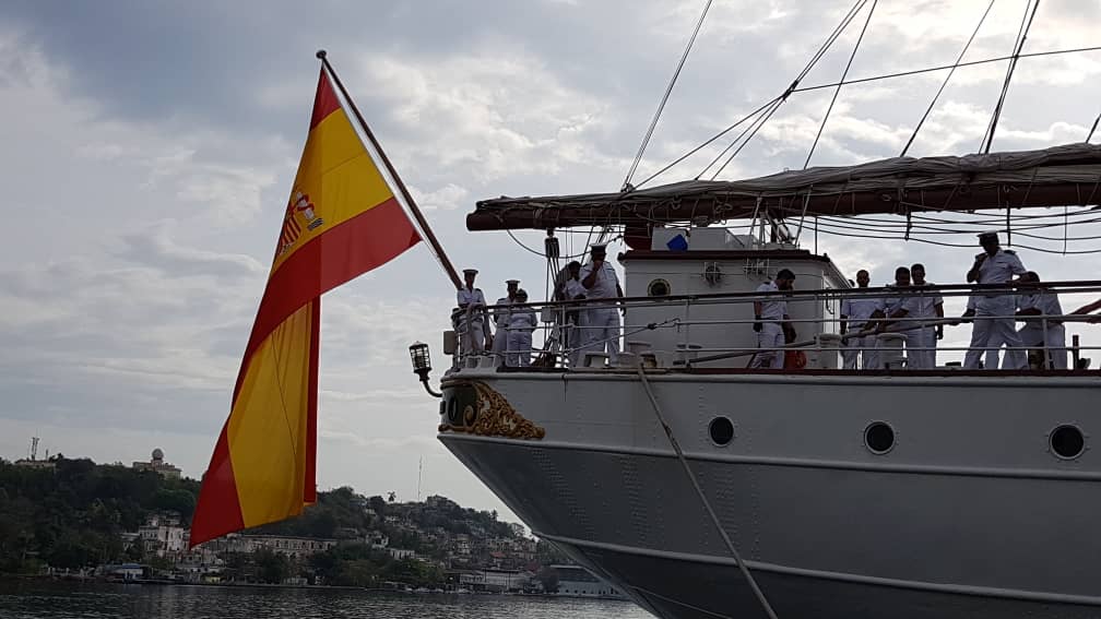 Buque escuela español “Juan Sebastián de Elcano” de visita en Cuba