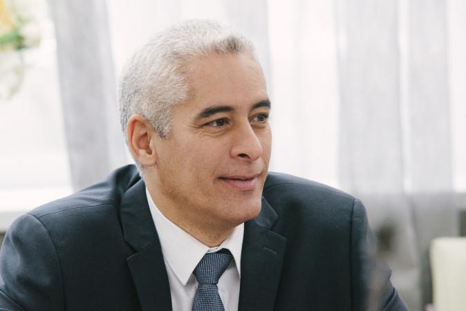 embajador cubano en Rusia, Excelentísimo Señor Gerardo Peñalver Portal