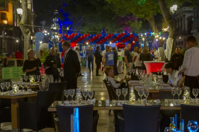 Cubanacán ofrece Gran Cena por primera vez en el Paseo del Prado