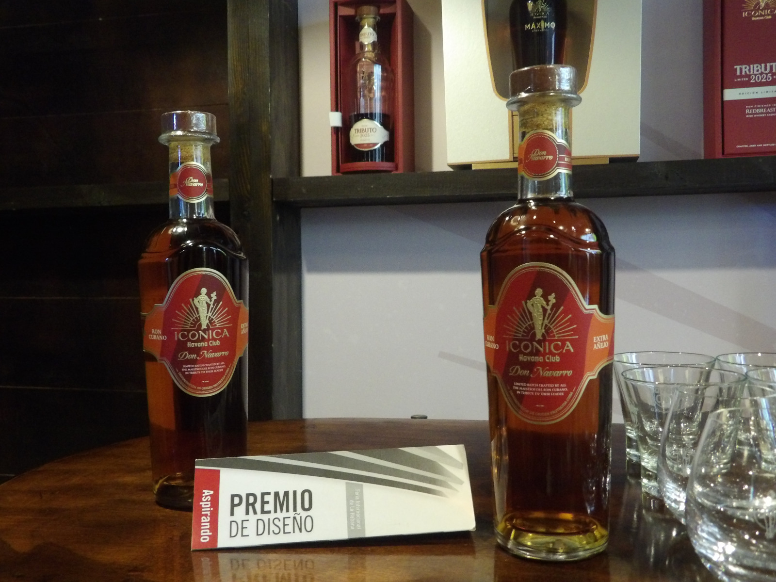 Don Navarro vive en cada nota, en cada trago, en el alma del ron cubano