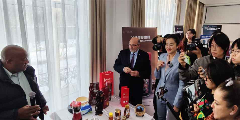 Productos cubanos destacan en plataforma china de comercio electrónico