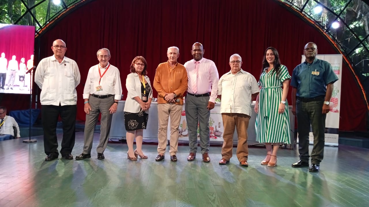 X Seminario Gastronómico Internacional Excelencias Gourmet: Postulan a La Habana como Capital Iberoamericana de la Coctelería