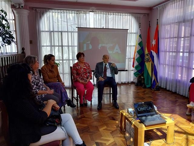 Cuba Única se presenta ante organizaciones sociales bolivianas