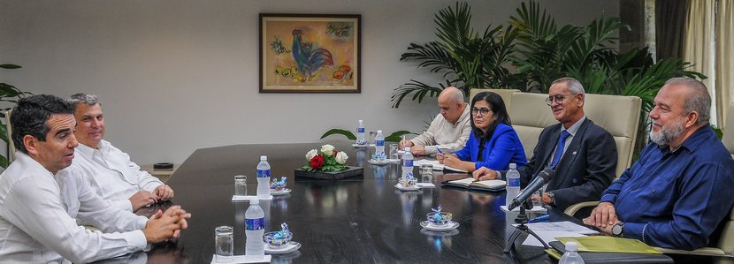 Primer Ministro de Cuba se reúne con empresario español