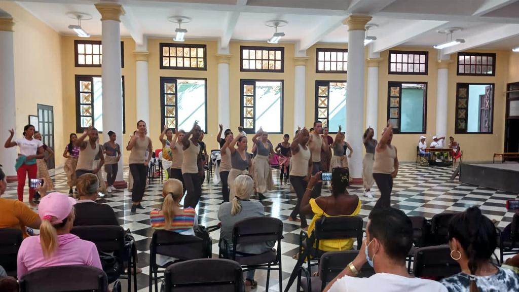 Camagüey acoge actividades colaterales del Festival Timbalaye