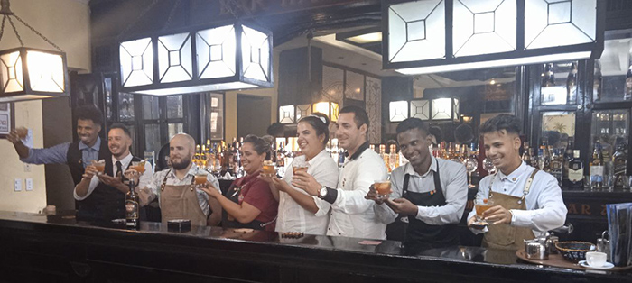 Un cóctel llamado Siete sueños honra los 30 años de Havana Club Internacional S.A.