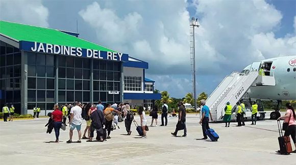 aeropuerto jardines del rey