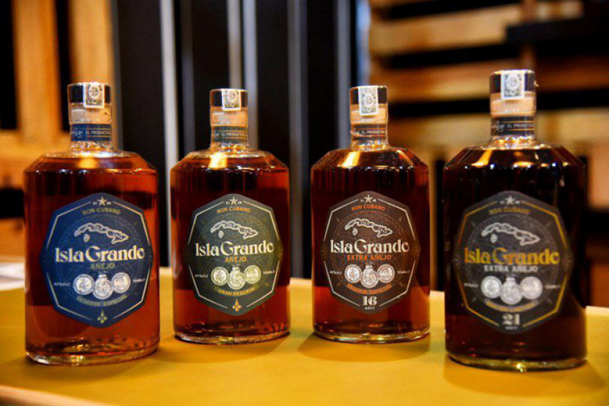 Ocho marcas de ron cubano reciben Marca País