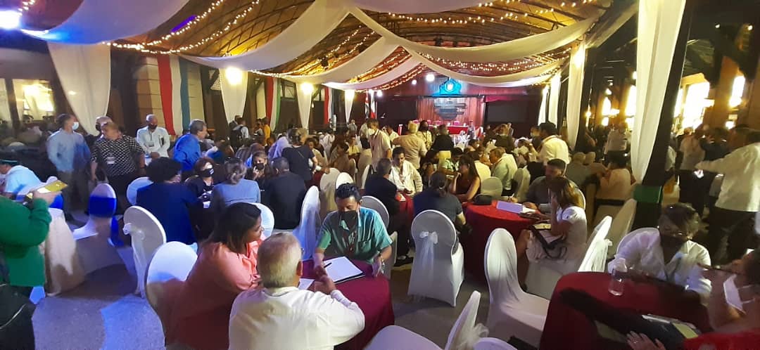 Con una docena de acuerdos finaliza Foro Empresarial Cuba-México