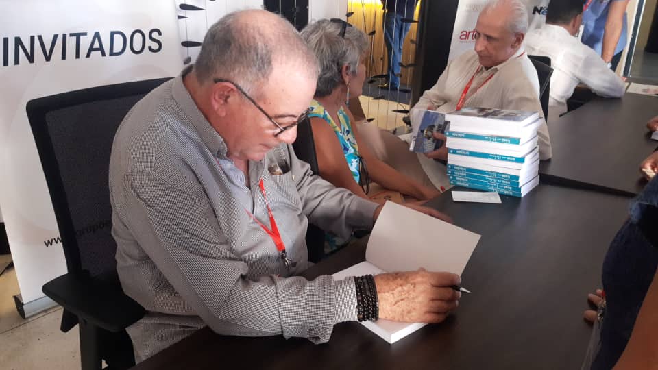 Reconoce República Dominicana labor de José Rafa Malém