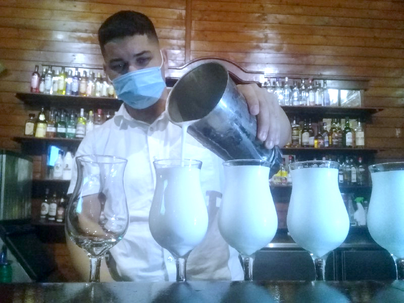 Coctelería cubana es protagonista en Jardines del Rey