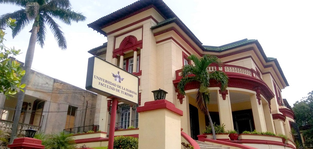 Facultad de Turismo