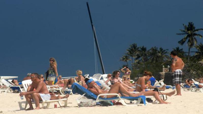 Turistas en Cuba