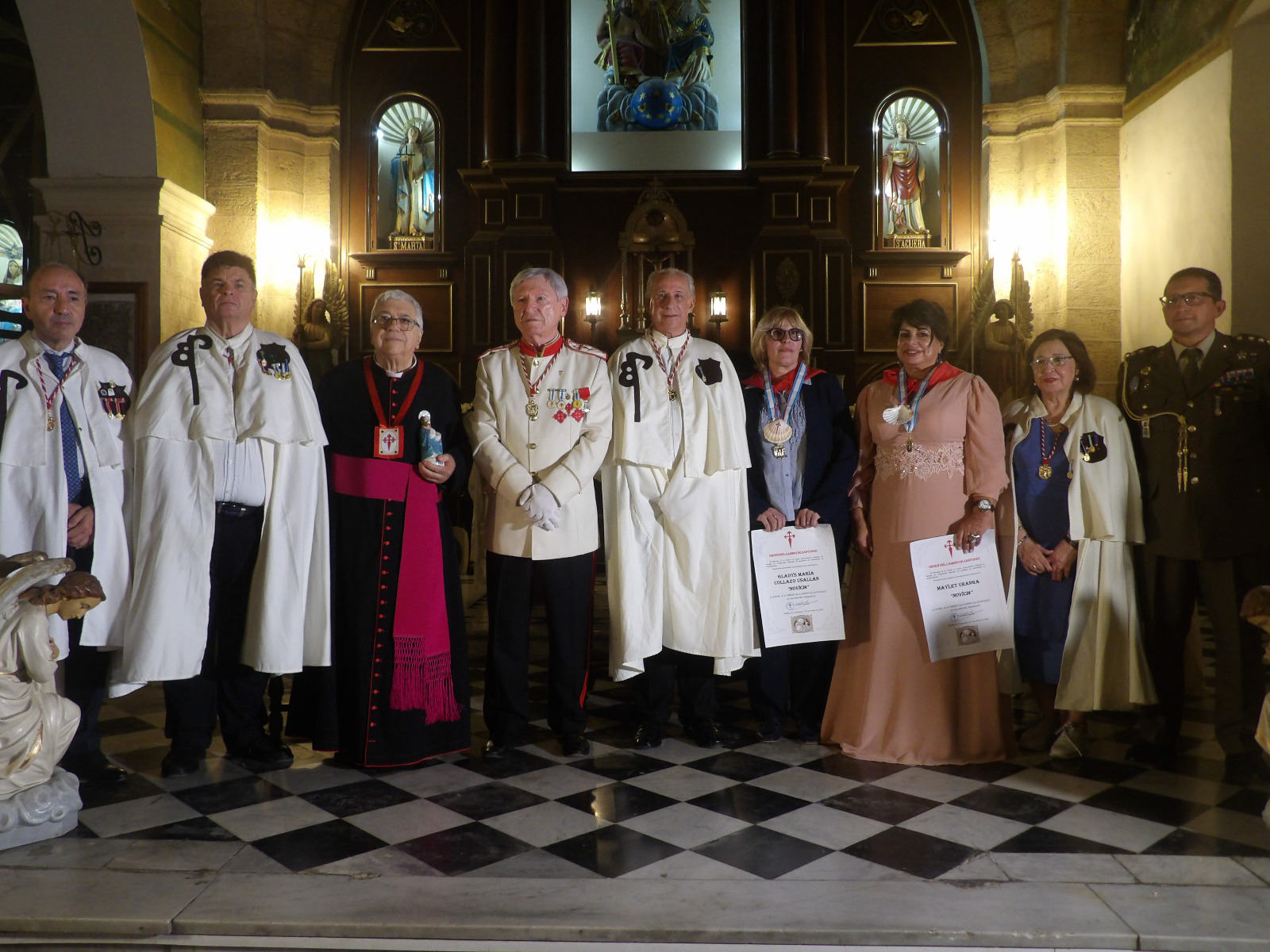 La Orden del Camino de Santiago incorpora a dos nuevas novicias en la Parroquia del Espíritu Santo de La Habana
