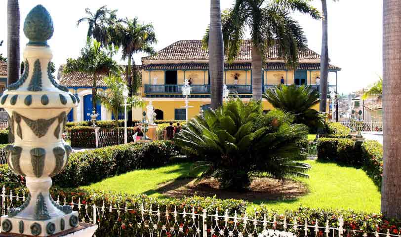 Plaza Mayor de Trinidad foto PL