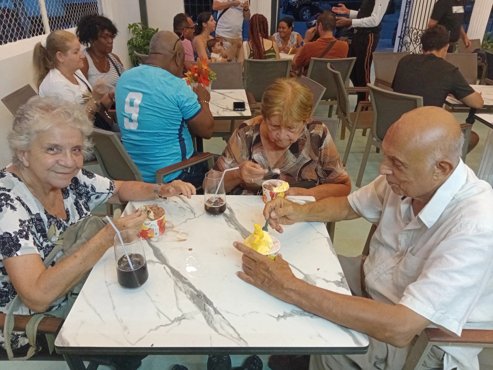 Heladería “A La Turca” abre sus puertas en La Habana