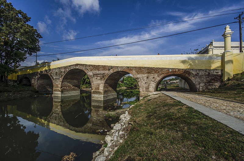 Puente del río Yayabo