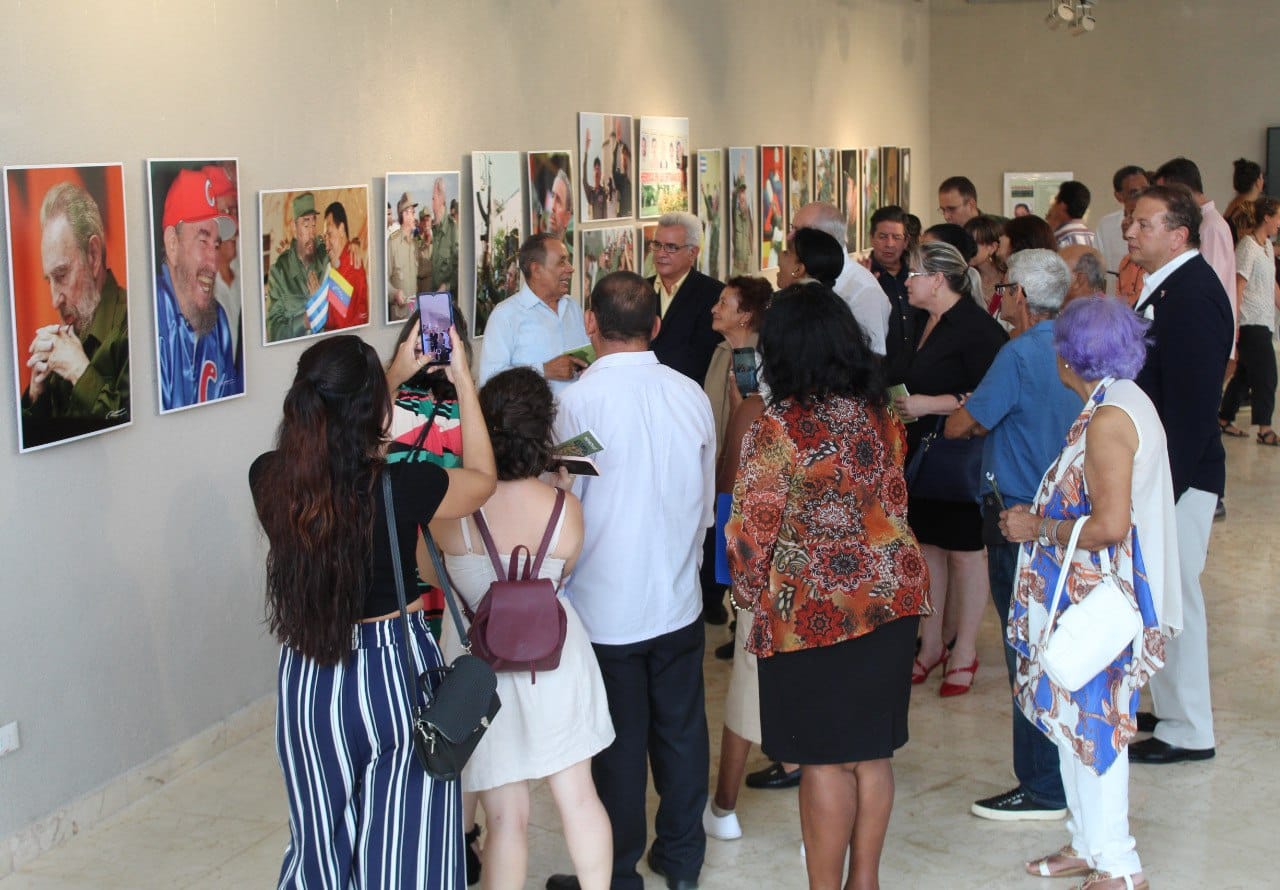 Homenaje, una muestra de Raúl Abreu para honrar a Fidel