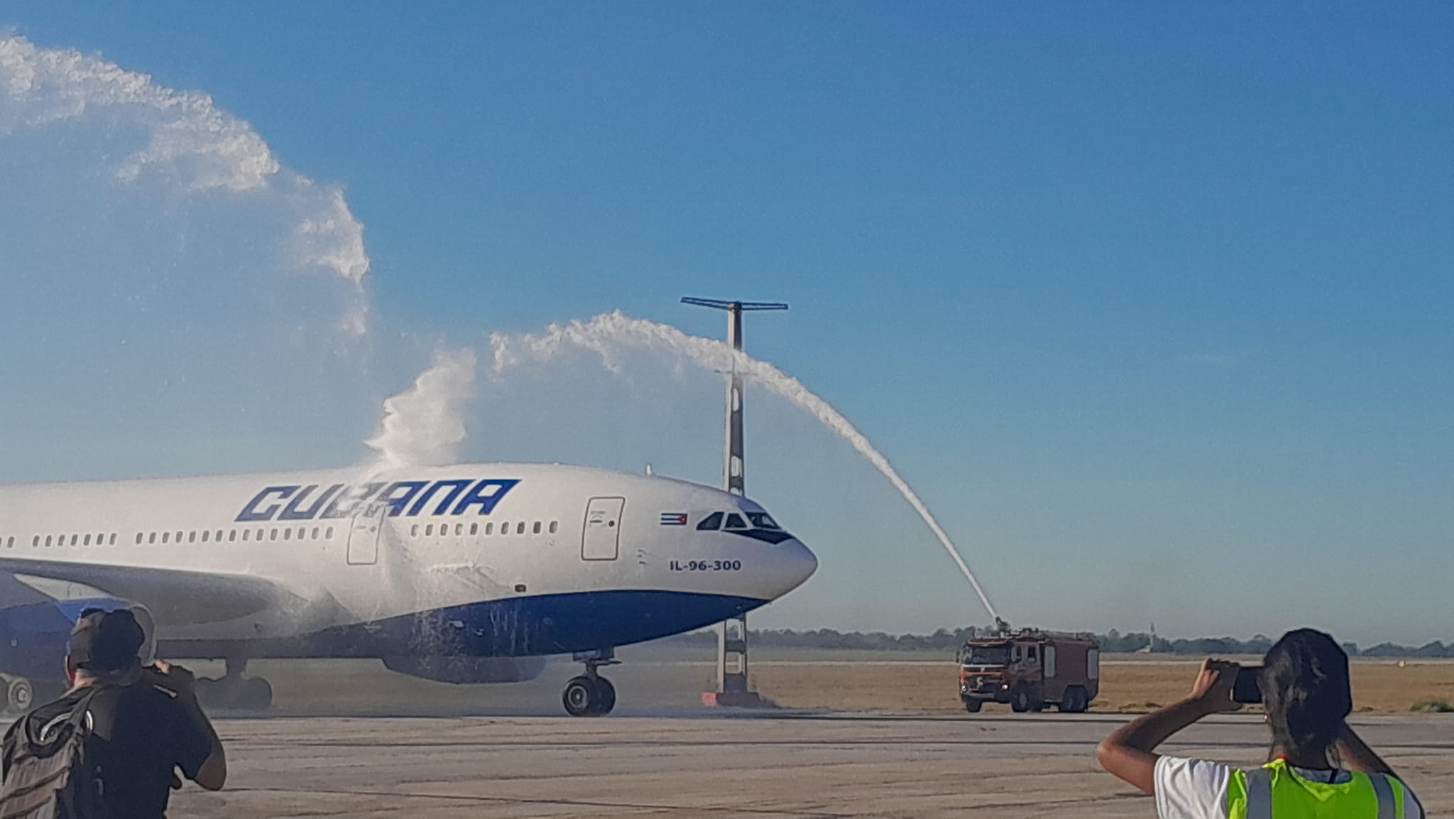 Cuba recibe avión IL96300 reparado en Rusia para ampliar su flota aérea