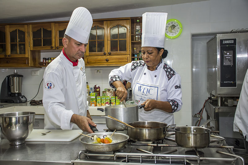 Chefs autores de La Estancia en mi cocina