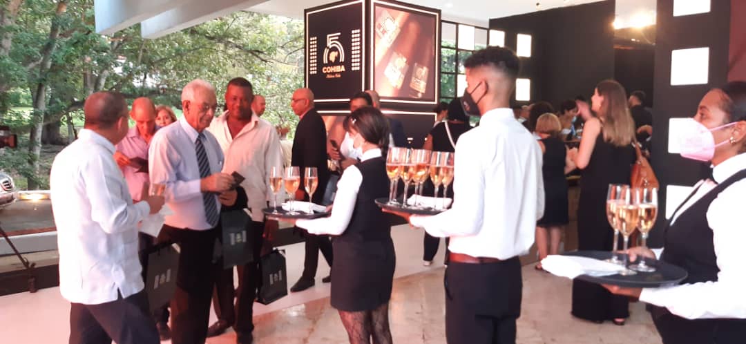 Coctel de bienvenida por el 55 aniversario de Cohiba