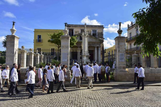 Reyes recorren La Habana Vieja