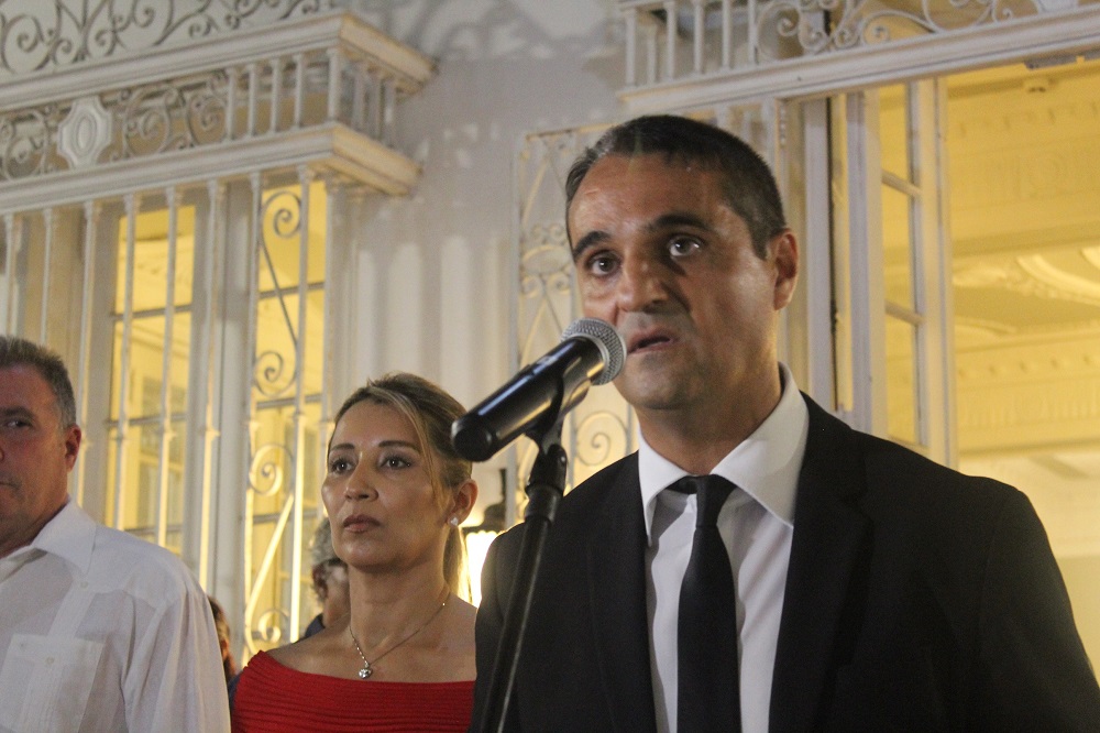 Sr. D. Ángel Martín Peccis, Embajador del Reino de España en Cuba.