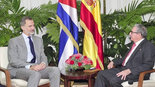 Visita de Felipe VI a Raúl Castro