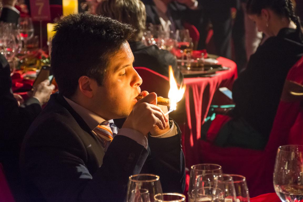 Subasta de Humidores durante la Cena de Gala del XX Festival del Habano