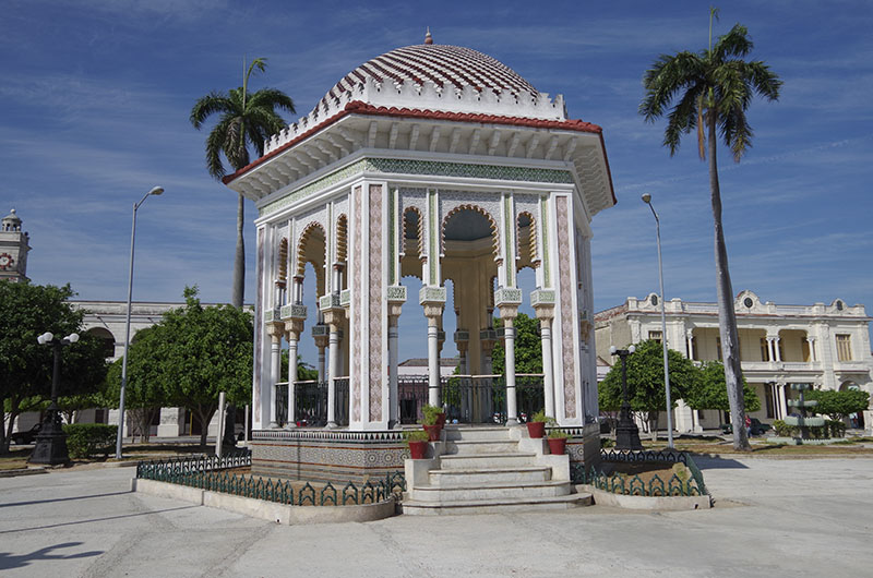 Glorieta de Manzanillo