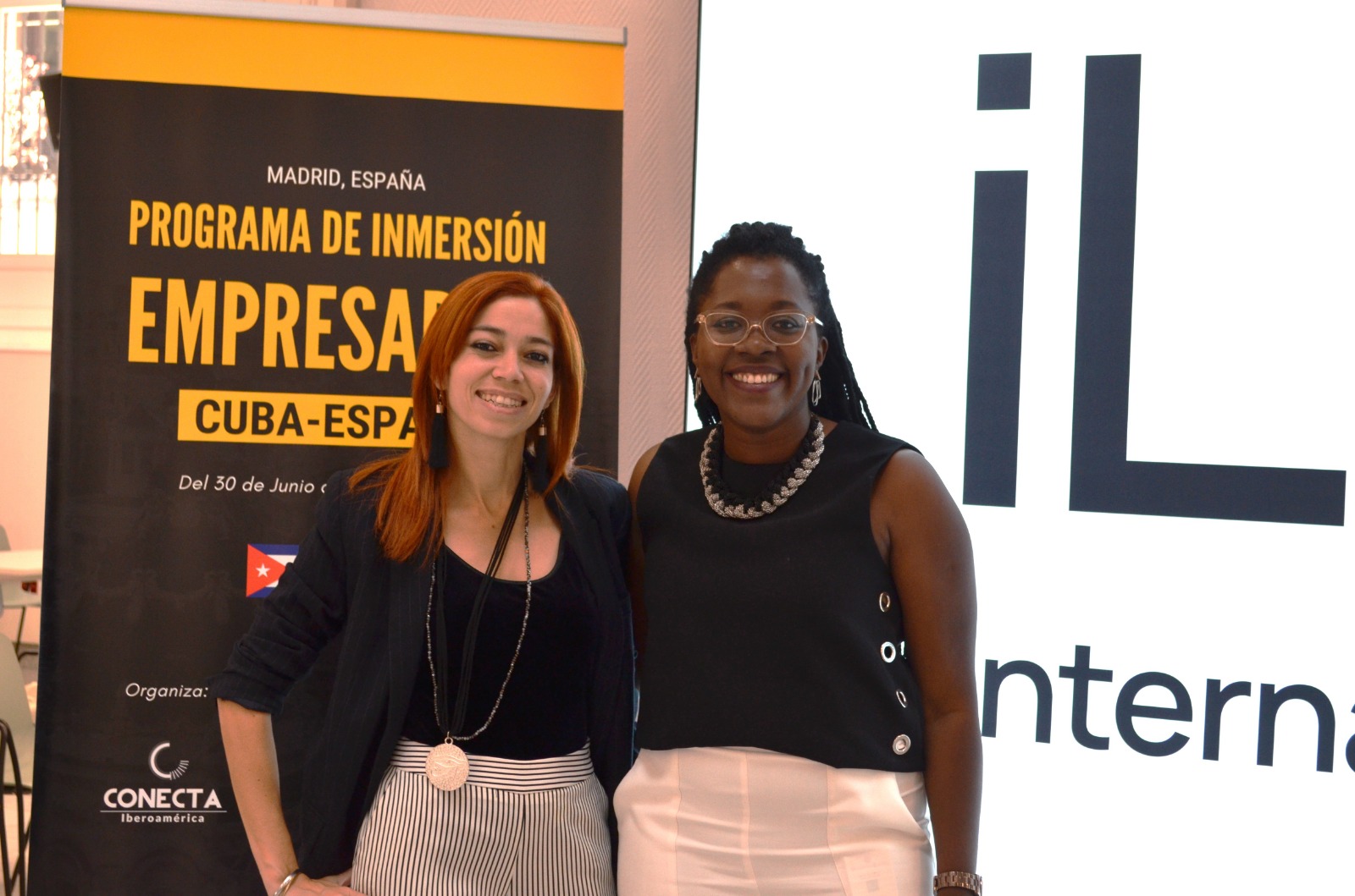 Gina de la Fé Toledo Directora Ejecutiva de la Guía Cubana de Negocios y Yohania de Armas Directora de Conecta Iberoamérica principales impulsoras de la iniciativa.