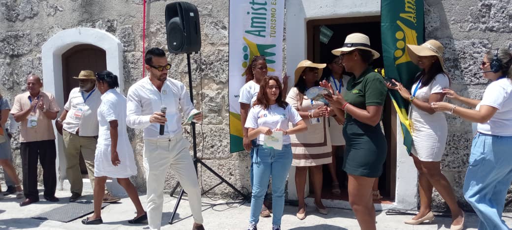 Amistur cautiva en FITCuba 2025 con "Viaja, Descubre, Conecta"