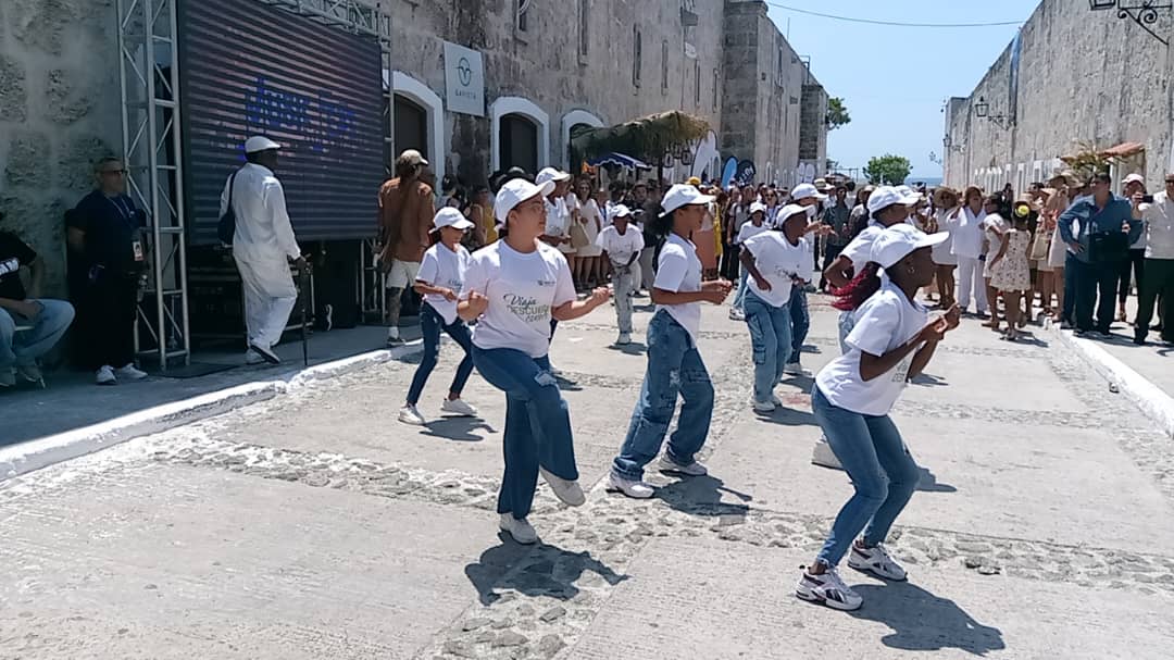 Amistur cautiva en FITCuba 2025 con "Viaja, Descubre, Conecta"