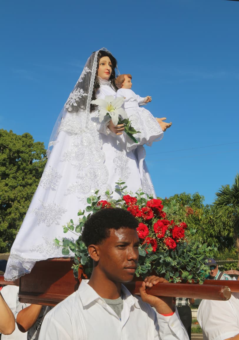  Tabacaleros cubanos honran a la Virgen de las Nieves de Mantua, Pinar del Río, Cuba