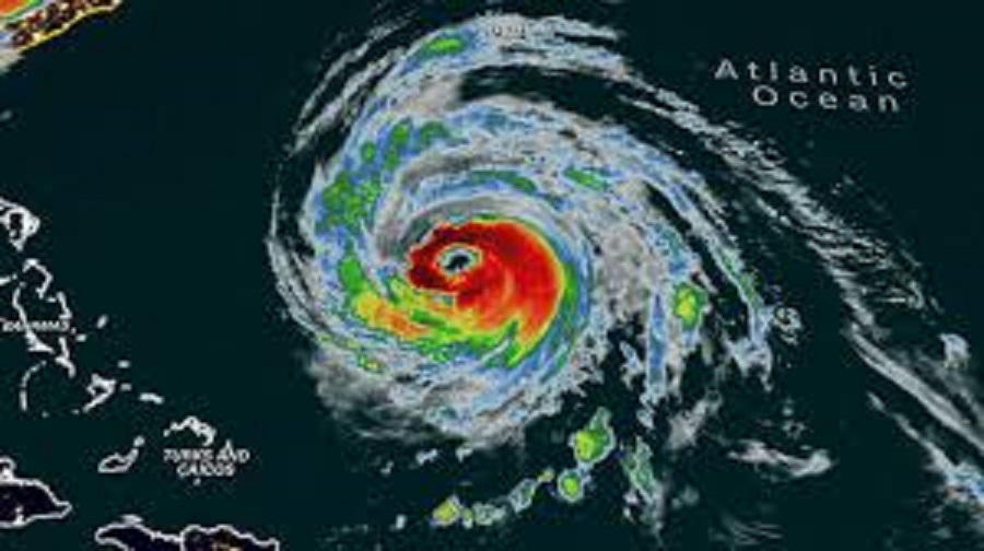 Lee ha sido el huracán más intenso de esta Temporada Ciclónica hasta la fecha. Alcanzó como categoría 5 la velocidad de vientos máximos sostenidos de 270 km/h, y ha sido el tercer huracán, en cuento a su rapidez de su intensificación, en los registros de huracanes del Atlántico