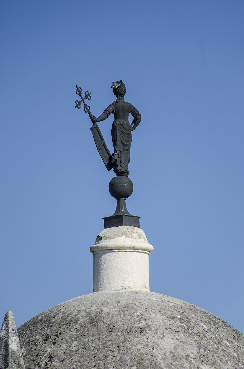 La Giraldilla de La Habana sobre la torre del Castillo de la Real Fuerza (réplica) (1)