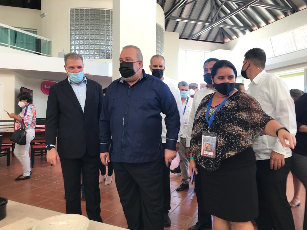 Abre Expo de Proveedores en FitCuba 2022