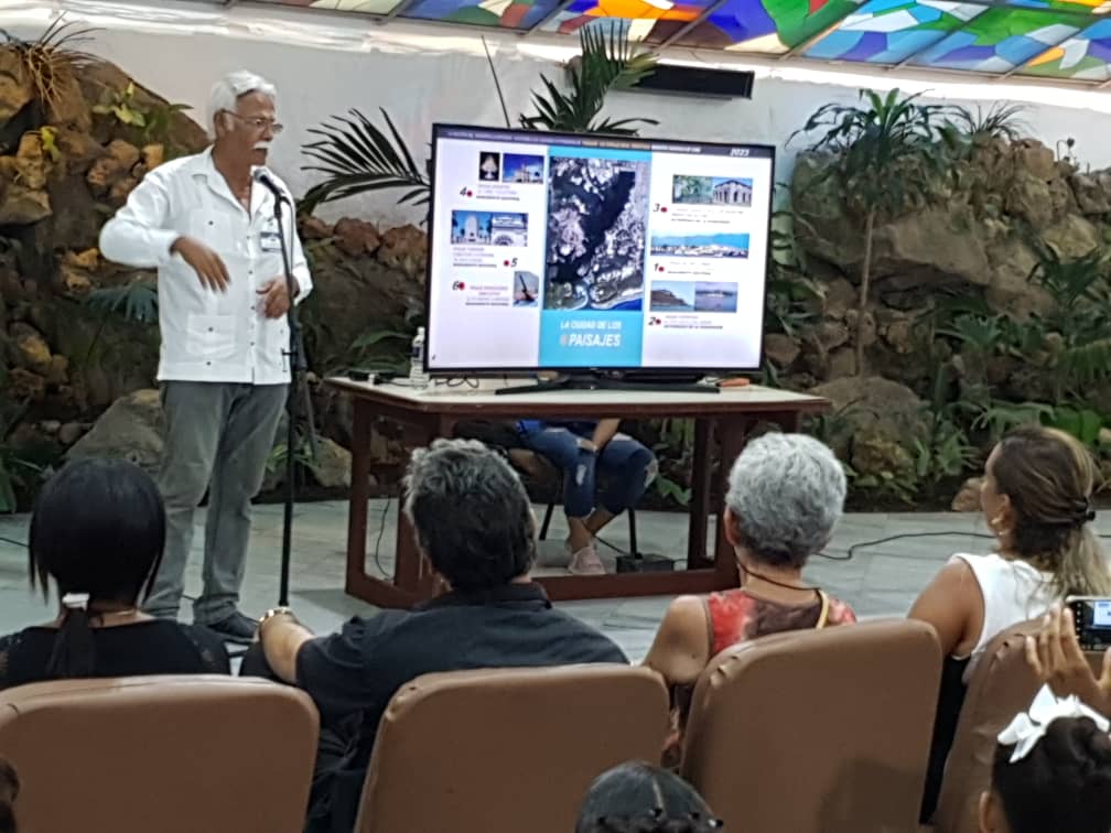 El director de la Oficina del Conservador de la ciudad de Santiago de Cuba, Omar López