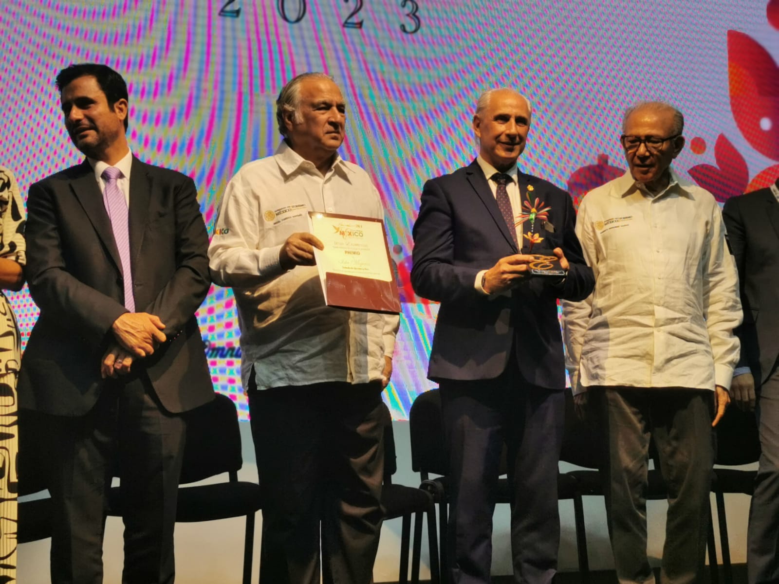 Entregados los I Premios Mágicos por Excelencias en Tianguis Turístico CDMX