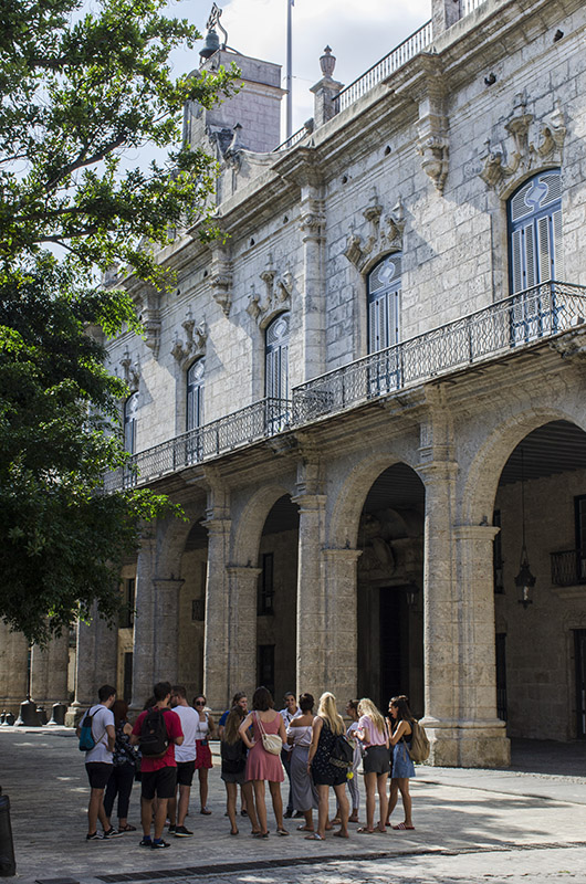 Plaza de Armas 12