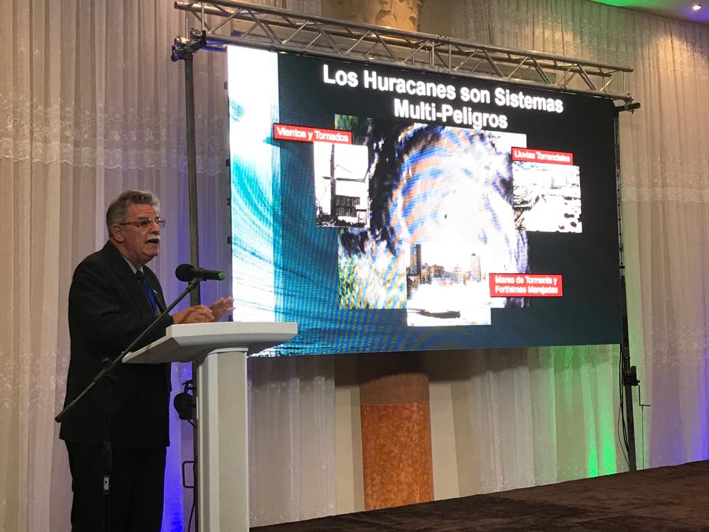 El Doctor en Ciencias José Rubiera interviene en Evento de Turismo Sostenible en Varadero