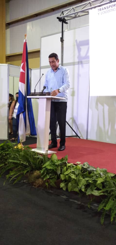 Ministro de Transporte, Eduardo Rodríguez Dávila