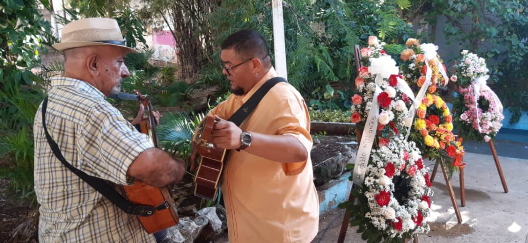 Artistas cubanos rinden homenaje a Pablo Milanés en el Pabellón Cuba. Fotos: Raúl Abreu Acuña