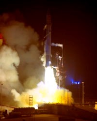 Lanzamiento del Pioneer 10.