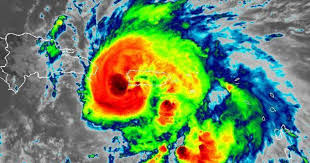 El huracán FIONA cerca de Puerto Rico y la República Dominicana