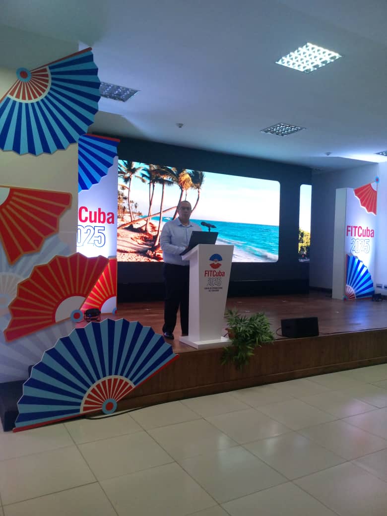 Arsenio Arocha, presidente de Cubana de Aviación